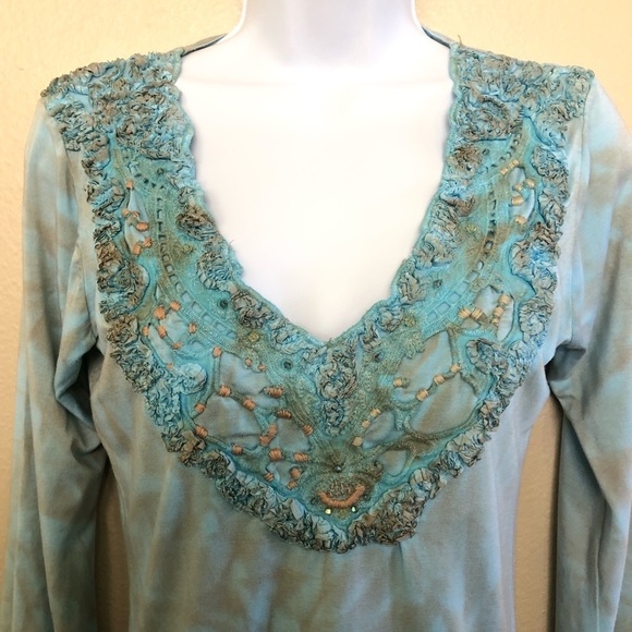 Mezon Woman’s Embroidered Rhinestone Tied Dyed Embellish V-Neck Top Size S - Picture 2 of 9